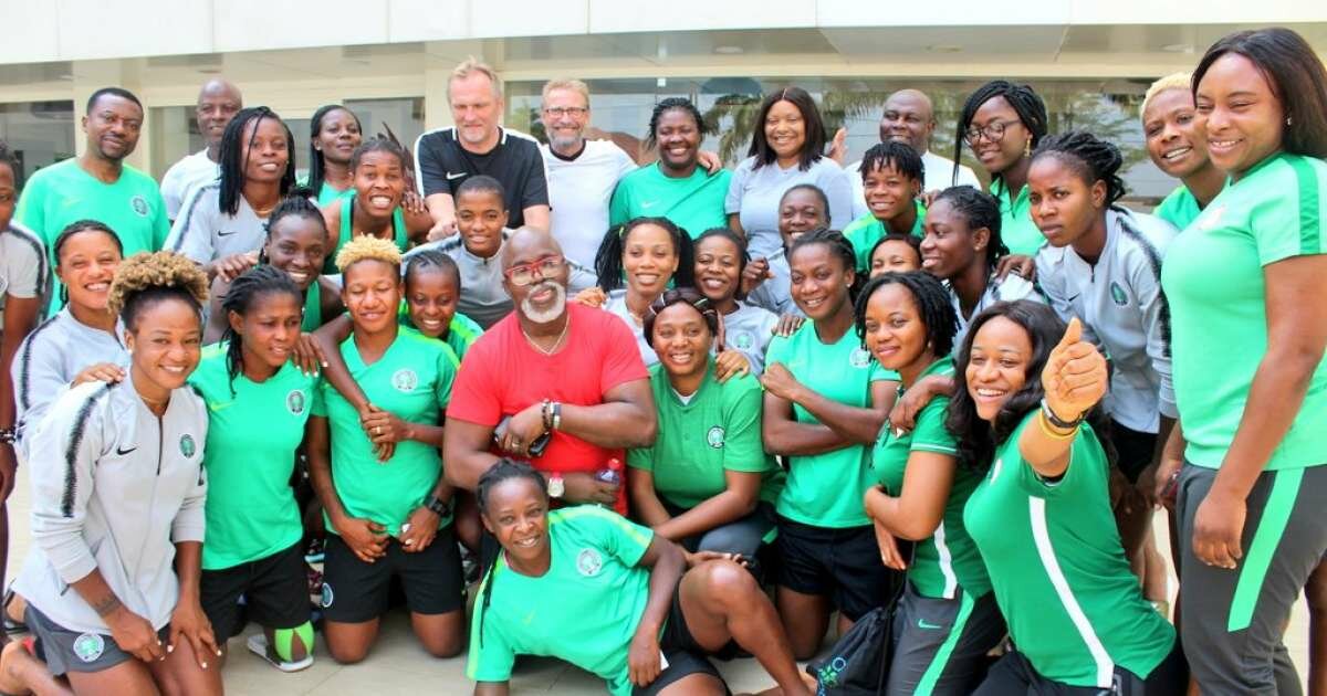 Pinnick Reads Out Riot Act, Gives 'Winning Order' To Nigeria's Teams