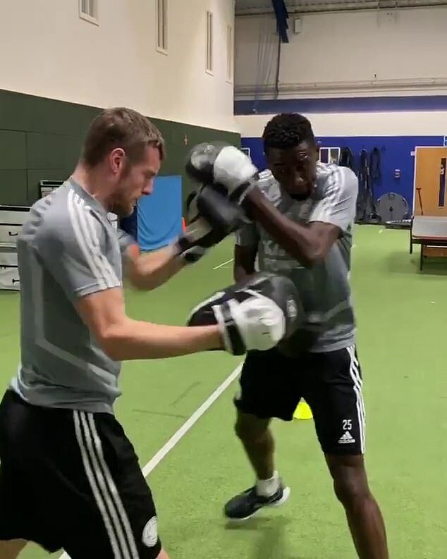 Ndidi Engages Jamie Vardy In Mock Boxing Bout To Confirm His Fitness