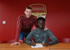 Bukayo Saka's New Contract With Arsenal Still Very Long Way Off