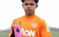 Shoretire Relishes Winning Manchester United's Best Young Player Award